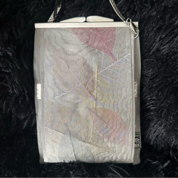 Bo’s Art Studio The Opera Collection Gray Leaf Pattern Evening Bag EUC - Picture 9 of 14